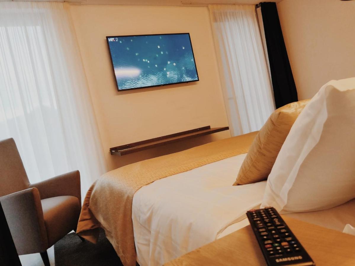 Sky Beach Aparthotel 玛里纳 外观 照片